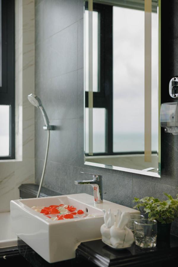 Altara Luxury Residences กวีเญิน ภายนอก รูปภาพ