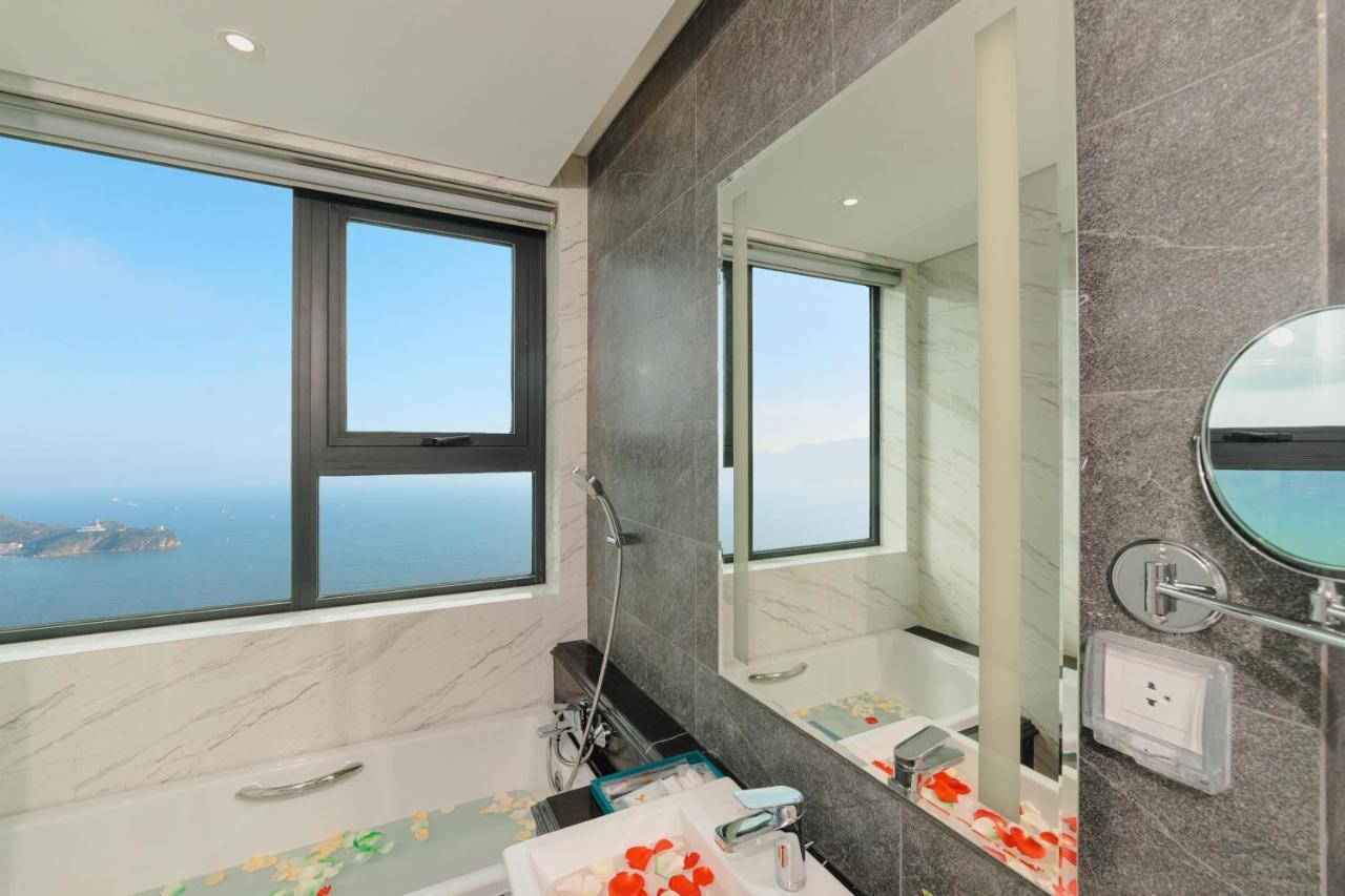 Altara Luxury Residences กวีเญิน ภายนอก รูปภาพ